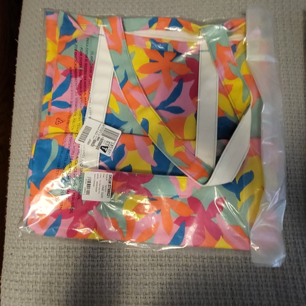 Lands End Beach Tote